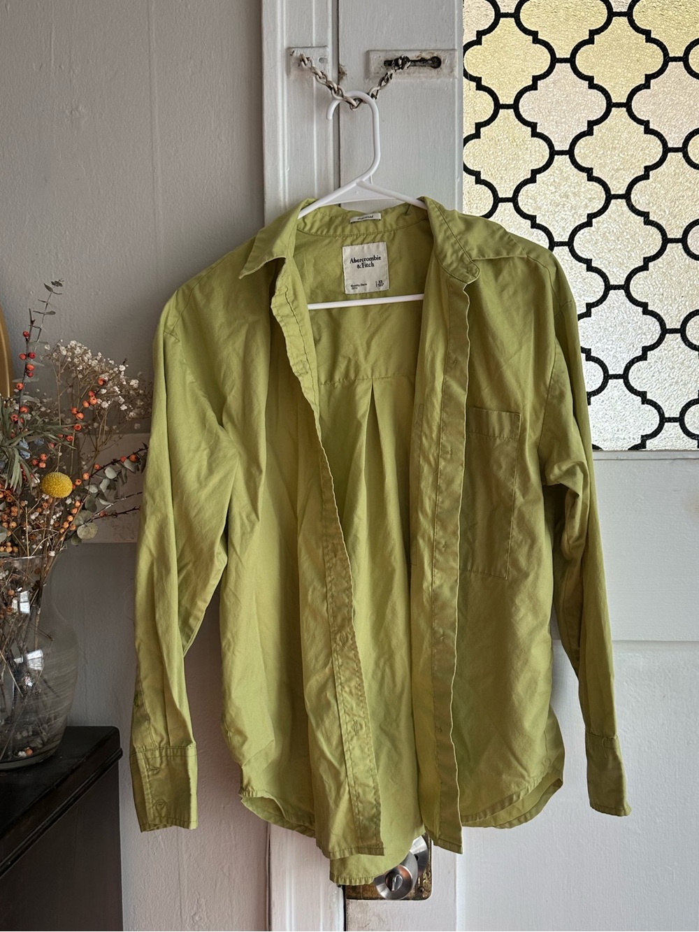 Abercrombie & Fitch Green Button-Down Long Sleeve Shirt